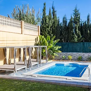 Villa Sun, Relax, Climatized Pool & Steps To The By Mellow